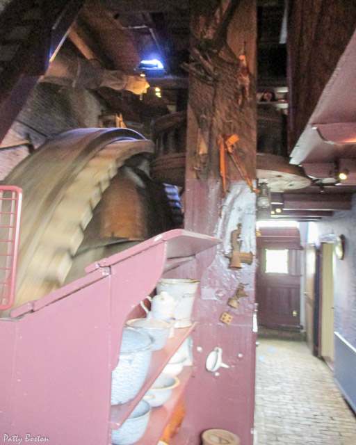 Part of the millworks inside Nederwaard No. 2